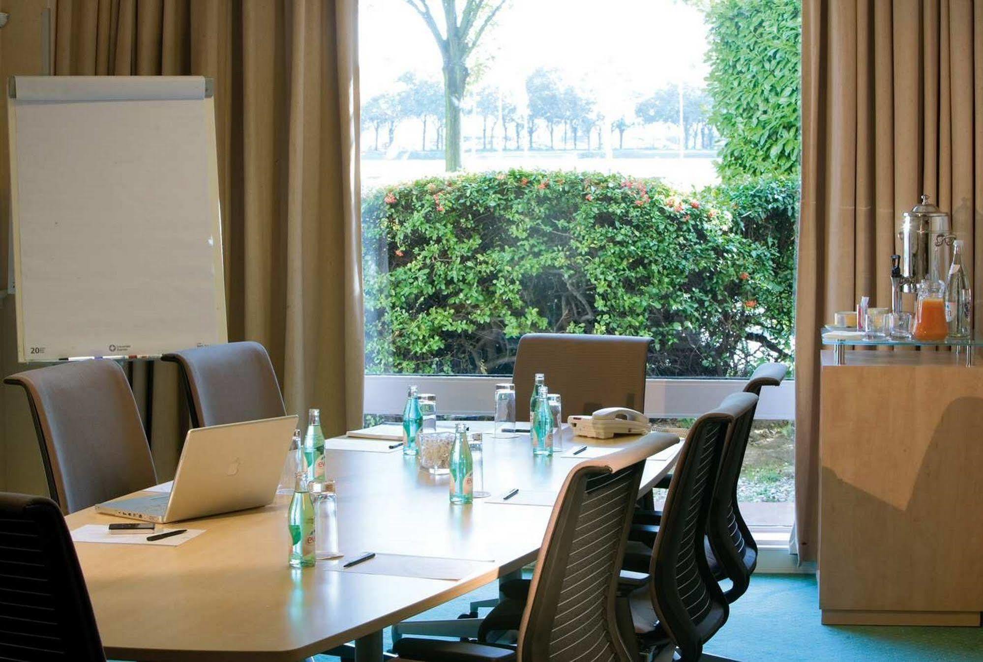 Hotel Hilton Orly Airport Paris